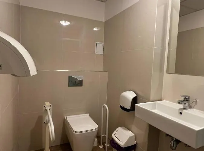 Aleja Solidarności *