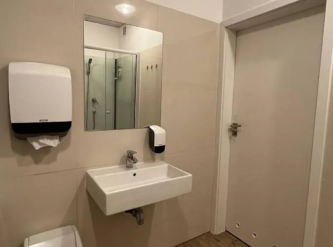 Aleja Solidarności Pensjonat