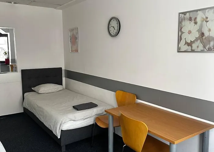 Aleja Solidarności Pensjonat Warszawa